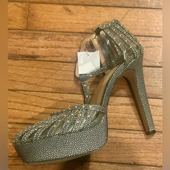 JESSICA SIMPSON stingray platform heels size 11